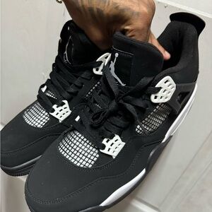 Jordan 4 ‘White Thunder’ Size 12